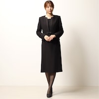 モデル身長166cm・９号サイズ着用