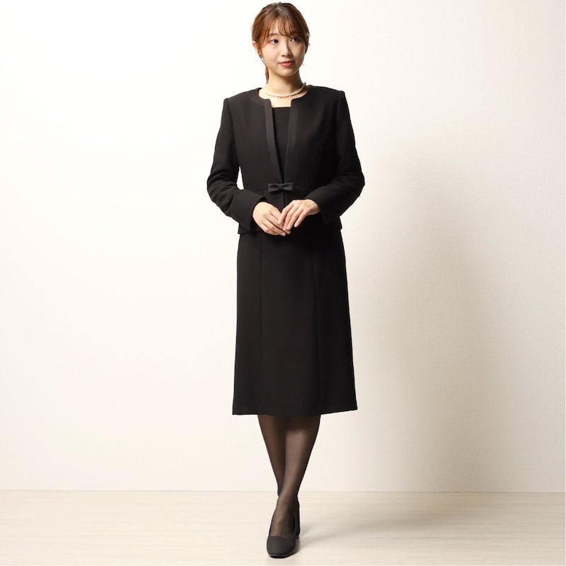 モデル身長166cm・９号サイズ着用