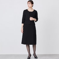 モデル身長165cm・９号サイズ着用