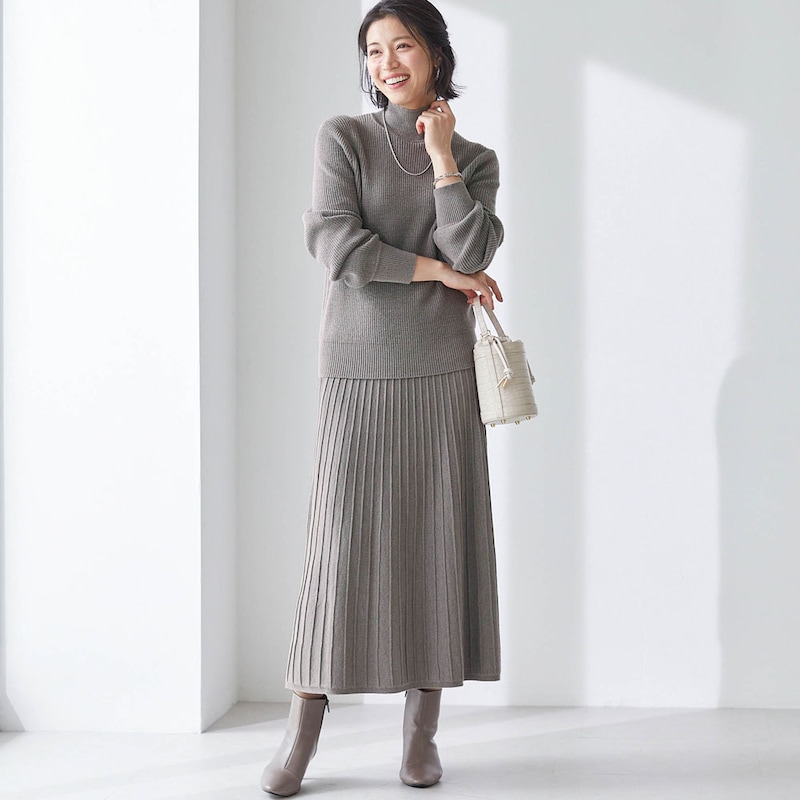 モデル身長168cm／M ※写真は撮影用のため総丈+6cmになります。＜グレー系＞