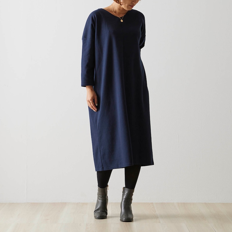 スタッフ身長156cm／M（ロング丈）