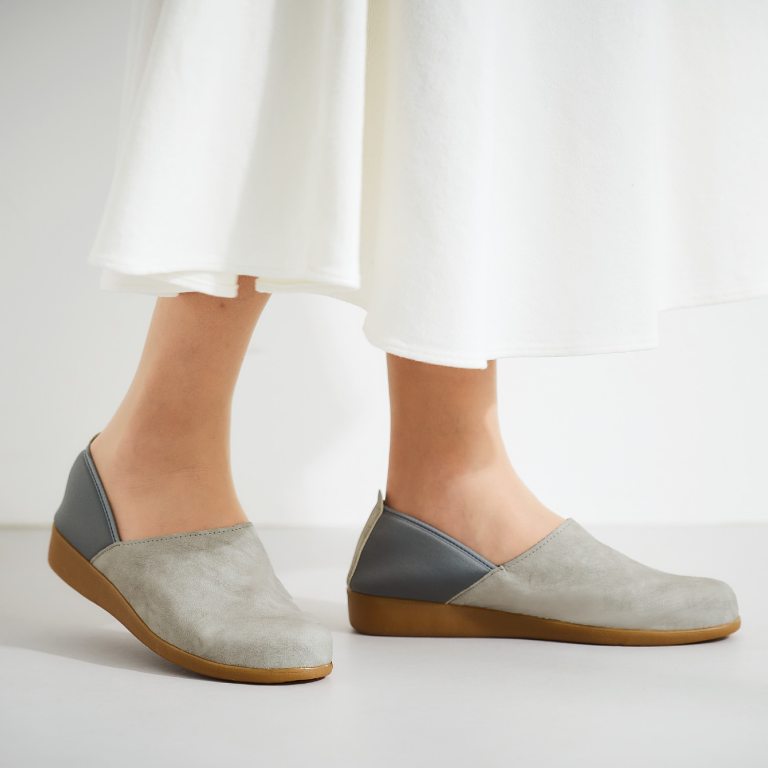 【ベルメゾン】足に優しいソフトな多目的シューズ