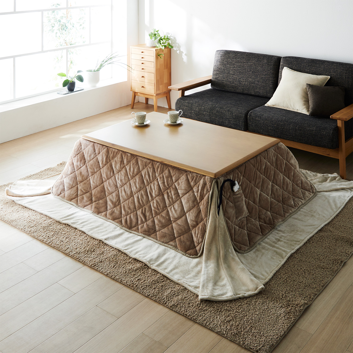 【ベルメゾン】中掛け付きであたたかな省スペースこたつ布団 【ベルメゾン】中掛け付きであたたかな省スペースこたつ布団