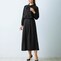 モデル身長165cm／9AR　※写真は撮影用のため、総丈＋6cmになります。