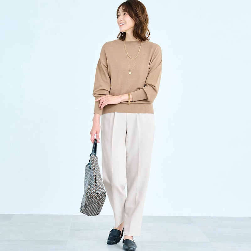 モデル身長168cm／M・股下68cm ※写真は撮影用のため股下＋6cm、パンツのみ着用