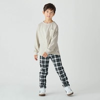 オートミール／モデル身長126cm・130サイズ着用