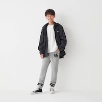 ブラック／モデル身長158cm・160サイズ着用