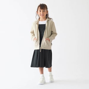 オートミール／モデル身長115cm・110サイズ着用