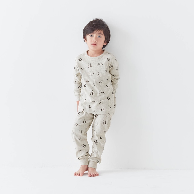 オートミール（パンダ）／モデル身長107cm・110サイズ着用