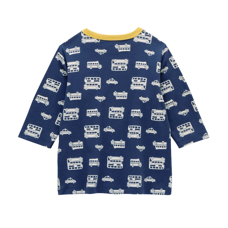 バックスタイル／トップス