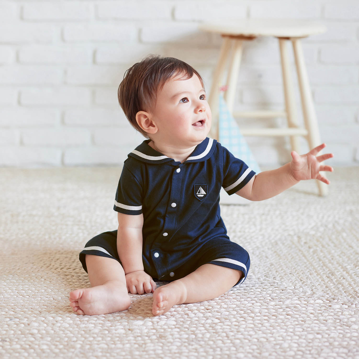 胸刺繍セーラー襟半袖前開きカエルロンパース 【ベビー服 新生児