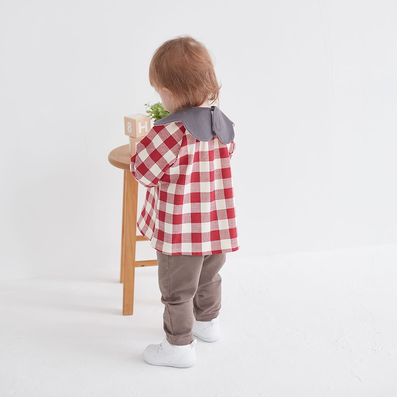 ベージュチェック＆チャコール／モデル身長80㎝