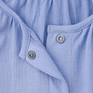 授乳しやすいフロント全開仕様で、産後も長く活躍