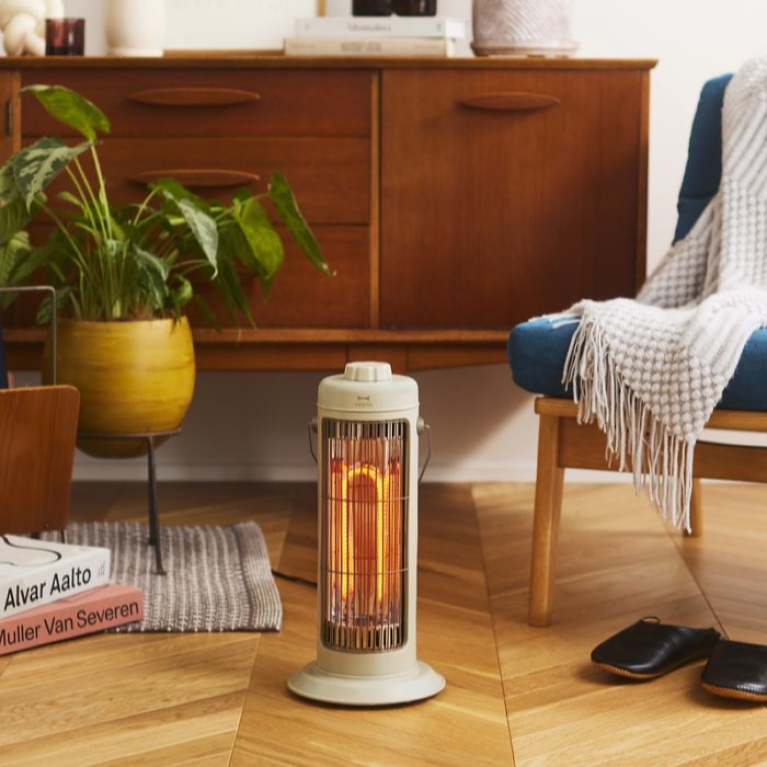 【ブルーノ/BRUNO】軽量 & コンパクトなカーボンヒーター「ノスタルストーブS」 【静音 キッチンや脱衣所に】 【ブルーノ/BRUNO】軽量 & コンパクトなカーボンヒーター「ノスタルストーブS」 【静音 キッチンや脱衣所に】