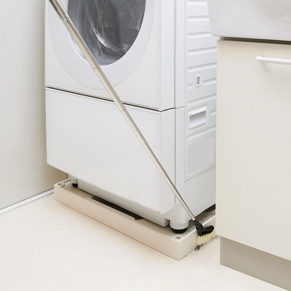 掃除機をかける度に、掃除機が入らない場所のホコリが気になっていた方に洗濯機や冷蔵庫の横のすき間や、テレビ裏などの狭い場所のホコリ取りに階段や巾木など、ホコリが気になったタイミングでサッと掃除したい時に