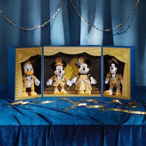 【ディズニー/Disney】マスコットキーホルダー & ステージ風収納ケース 「ミッキー & フレンズ」