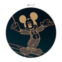 ゴールド色でキャラクターをプリント
