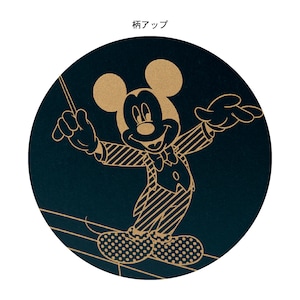 ゴールド色でキャラクターをプリント