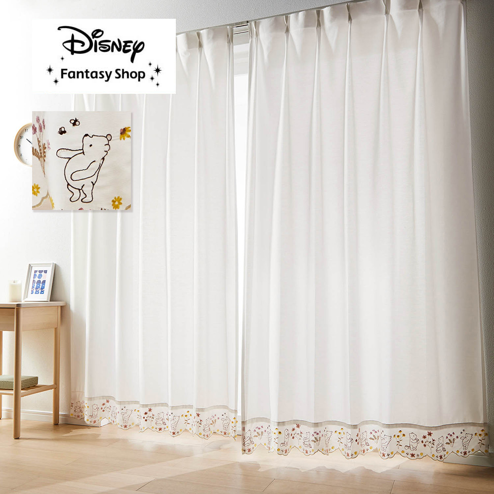 【ディズニー/Disney】タッセル付き。スカラップ刺繍のUVカット・遮像・遮熱レースカーテン「クラシック・プー」