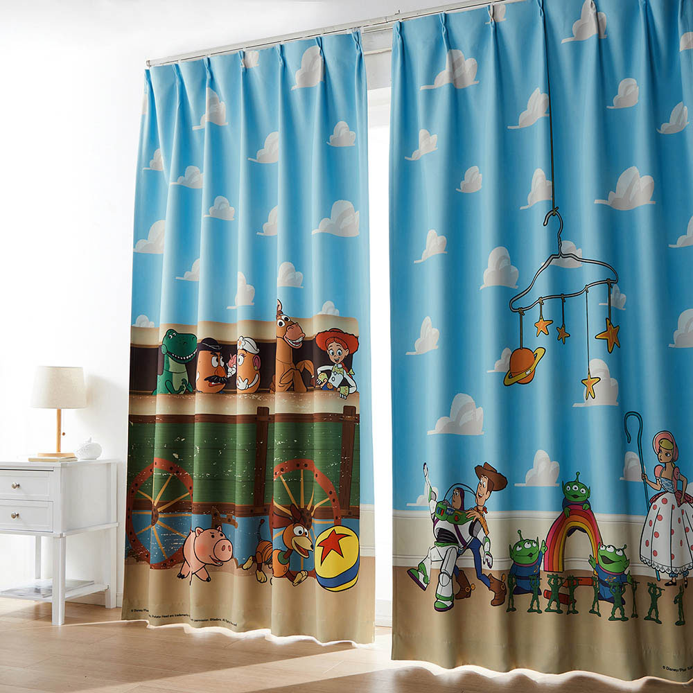 一枚絵のような遮光・遮熱カーテン「トイ・ストーリー」(ディズニー/Disney) 一枚絵のような遮光・遮熱カーテン「トイ・ストーリー」(ディズニー/Disney)