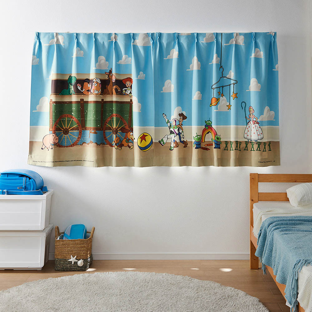一枚絵のような遮光・遮熱カーテン「トイ・ストーリー」(ディズニー/Disney) 一枚絵のような遮光・遮熱カーテン「トイ・ストーリー」(ディズニー/Disney)