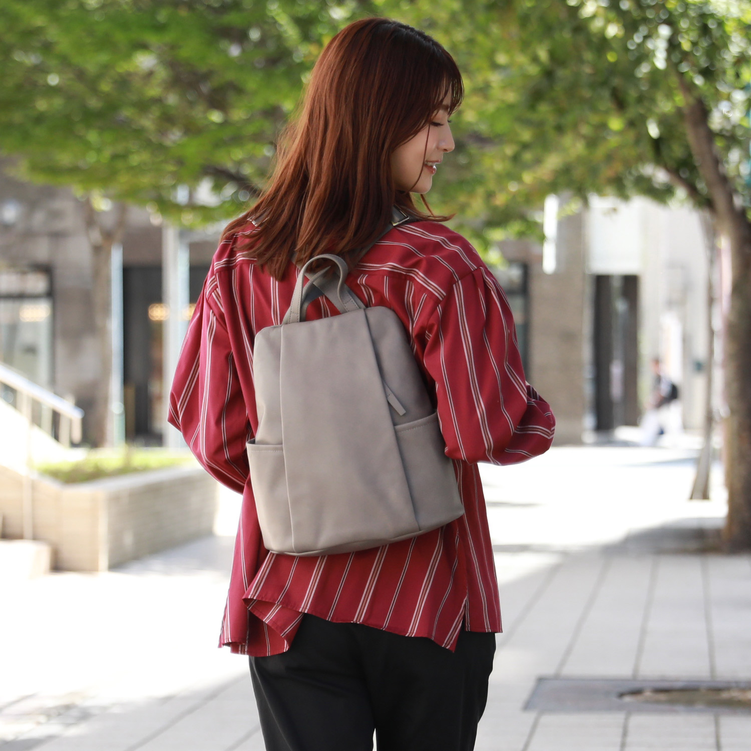 【ボックス21/box21】背面ナイロンで肌あたりやわらかな本革リュック