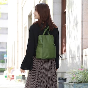 【ボックス21/box21】背面ナイロンで肌あたりやわらかな本革リュック