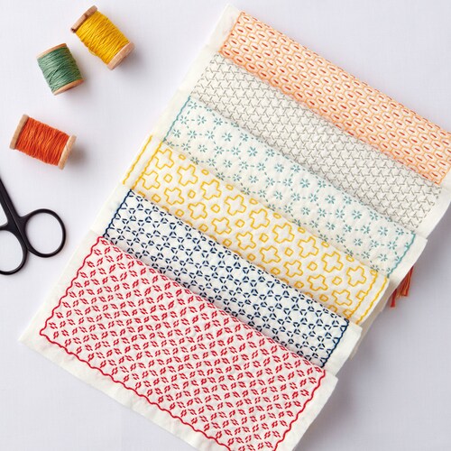 【定期お届け】【初回書籍付き】 まいにち刺し子手作りキット ：12回シリーズ