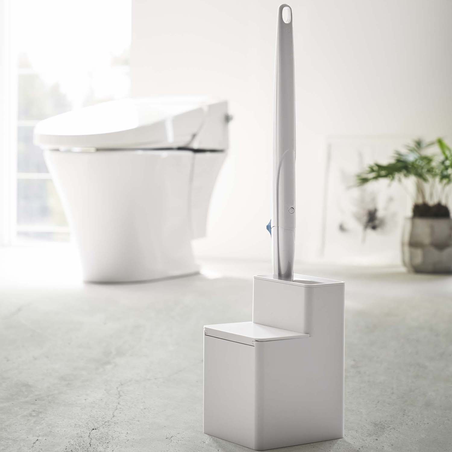 【タワー/tower】替えブラシ収納付き流せるトイレブラシスタンド 【タワー/tower】替えブラシ収納付き流せるトイレブラシスタンド