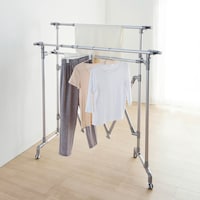 物干しにぶつかり、本体の脚が動いても竿が簡単に落ちなくなりました。