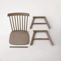 シンプルな工程で組み立てられます。