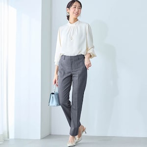 モデル身長169cm／61-89 ※写真は撮影用のため股下+8cmになります。