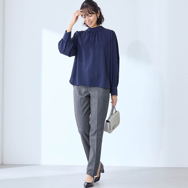 モデル身長169cm／61-89 ※写真は撮影用のため股下+8cmになります。