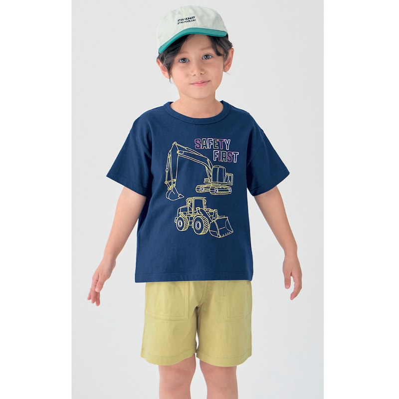 ネイビー（車）名札ココフェルトなし／モデル身長110cm・サイズ110