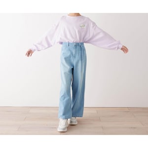 ライトブルー／モデル身長145cm・J-XS(145～155)サイズ着用