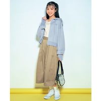 サックス／モデル身長161cm・サイズJ-M