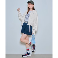 オフホワイト／モデル身長160cm・サイズJ-M
