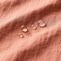 ちょっとした雨や水を弾く撥水加工
