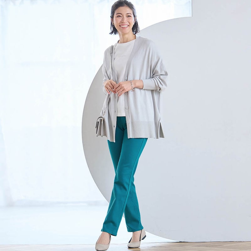 モデル身長168cm／64-91・股下70cm ※写真は撮影用のため股下+6cmになります。