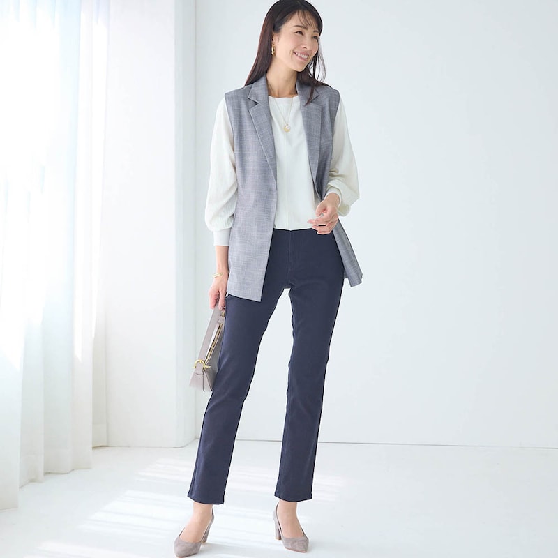 モデル身長173cm／64-91・股下70cm ※写真は撮影用のため股下+6cmになります。