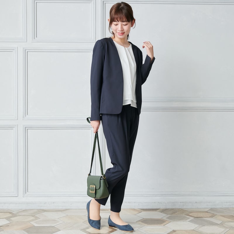 モデル身長170cm・9号着用