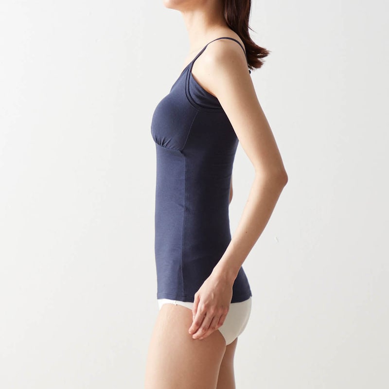 モデル身長168cm・Mサイズ着用