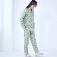 モデル身長164cm／Ｍ ※写真は撮影用のため股下+4cmになります。