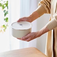 シール蓋で一時的な保存も可能（ソースパン・シール蓋は8点セットのみ）