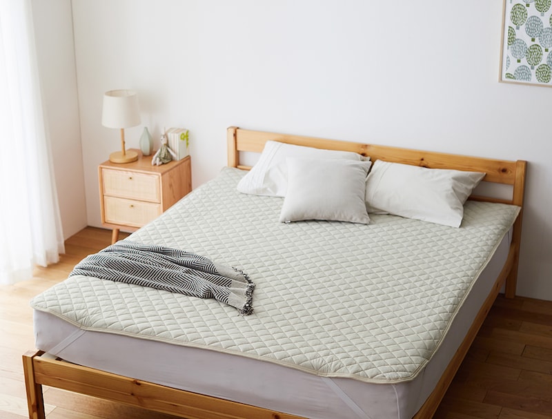 ナチュラルベージュ