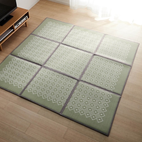 コンパクトにたためる拭けるい草風ボリュームラグ