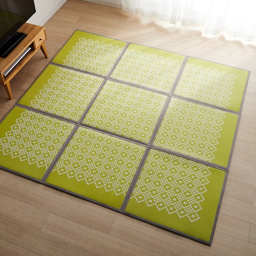 コンパクトにたためる拭けるい草風ボリュームラグ