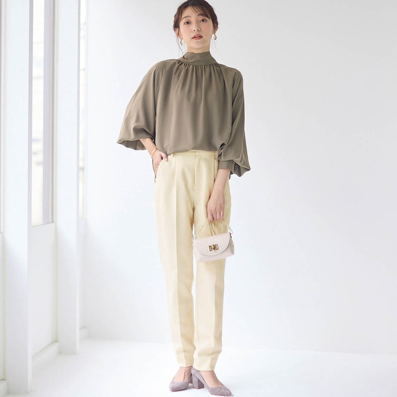 モデル身長170cm／M・股下66cm　※写真は撮影用のため股下+6cmになります。