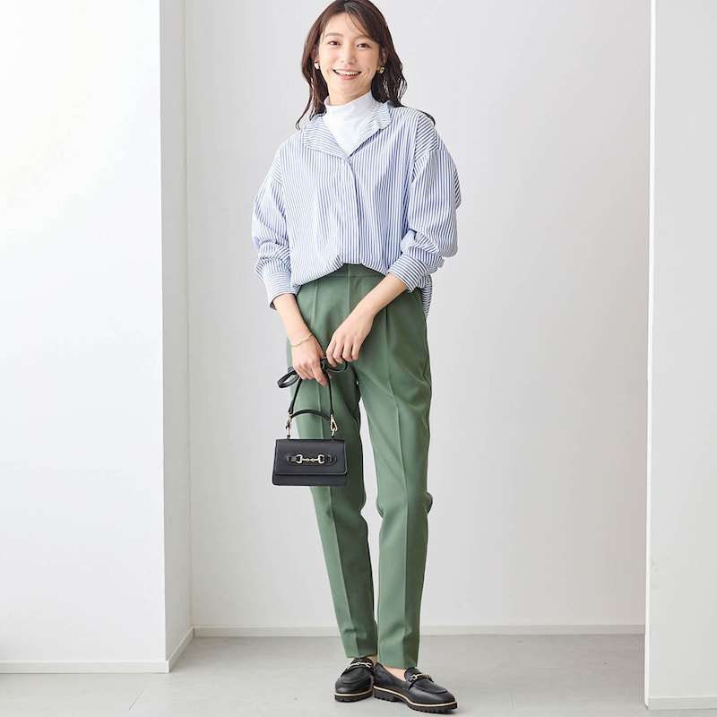 モデル身長170cm／M・股下66cm　※写真は撮影用のため股下+6cmになります。