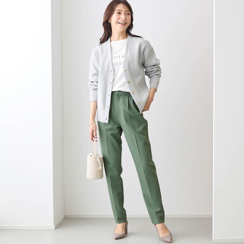 モデル身長170cm／M・股下66cm　※写真は撮影用のため股下+6cmになります。